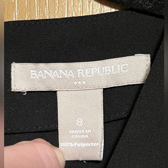 Banana Republic Black Sleeveless Peplum Top - Picture 4 of 9
